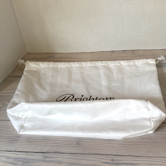 BRIGHTON Purse Dust Bag with Drawstring 16 Wide x 11 Long x 4 Wide inches - Picture 5 of 7